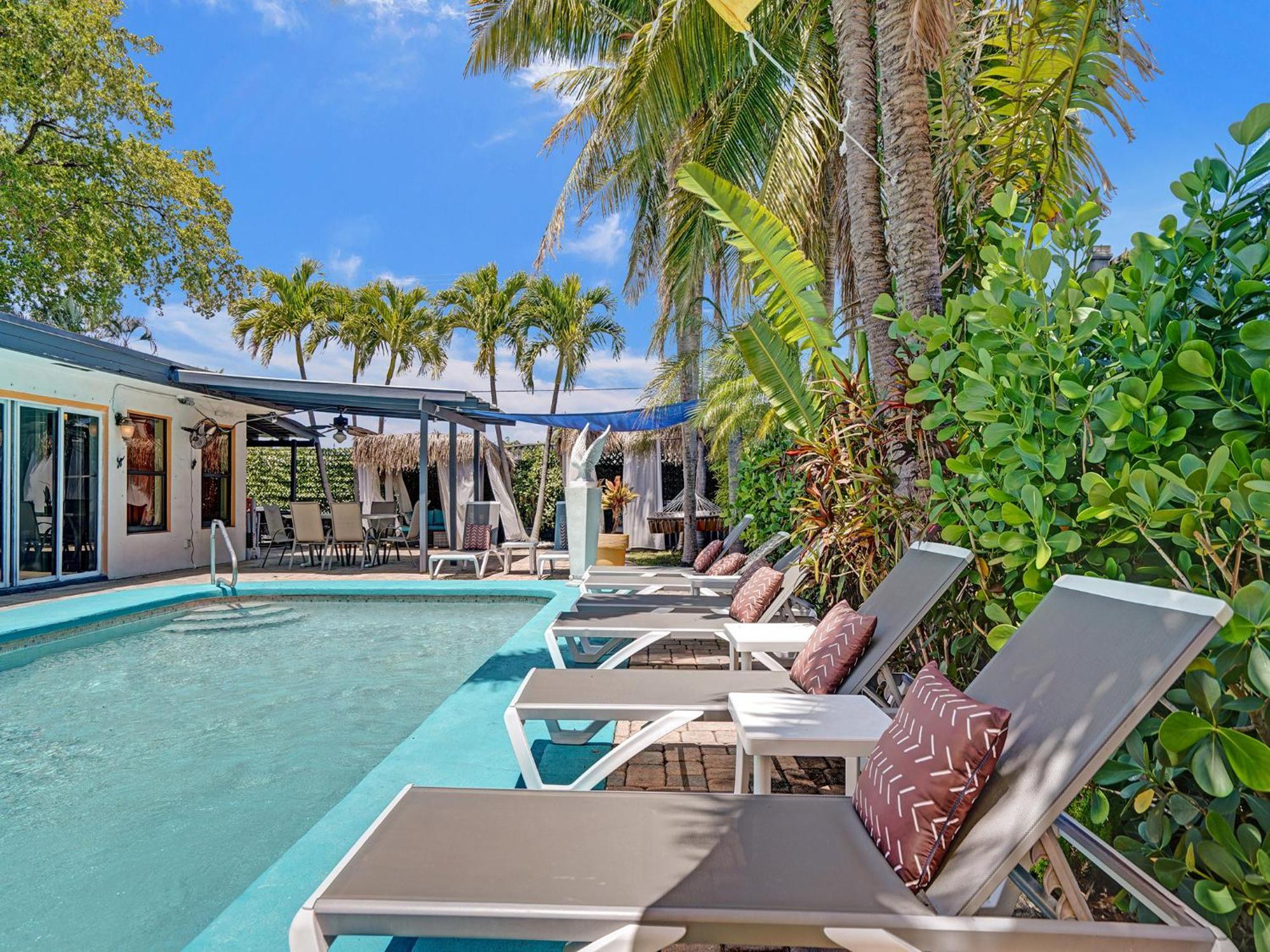Large Gay Men'S 1 Bedroom W Gameroom Heated Pool Clothing Optional Oakland Park Exterior foto